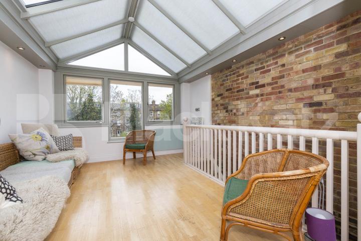 Modern spacious two bedroom urban living with stunning outside space  Marlborough Yard, Archway